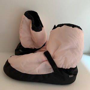 NWOT Bloch Warm-Up Booties